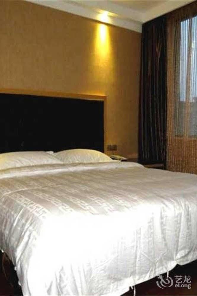 Wu Dang Athens Hotel Wudangshan ภายนอก รูปภาพ